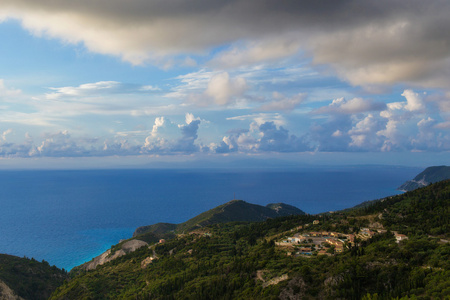 西海岸的莱夫卡达岛