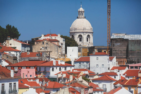 美丽的超级广角空中全景的里斯本, 葡萄牙, 与阿法玛区和历史古城, 看到从观察甲板丽城