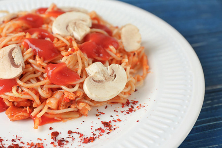 番茄和蘑菇图片