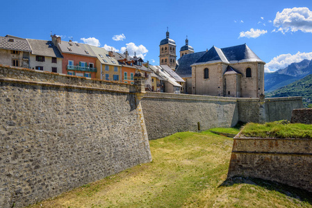 法国 Briancon 的城墙和老城