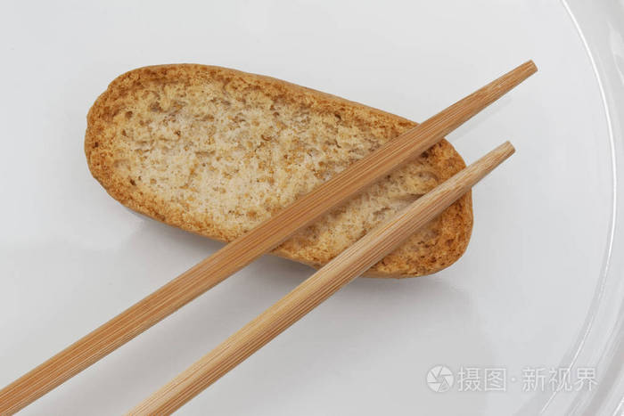 脆面包和筷子