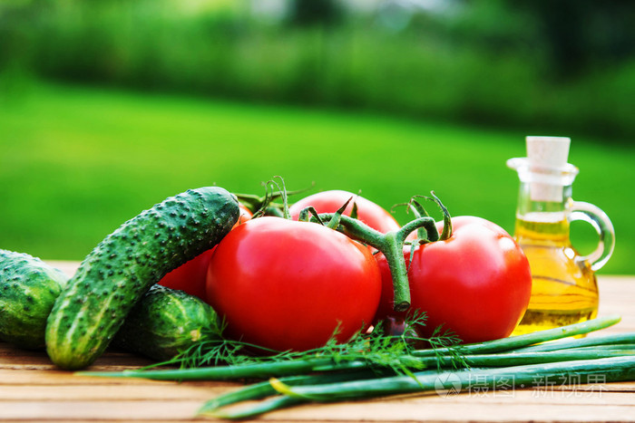 黄瓜和西红柿