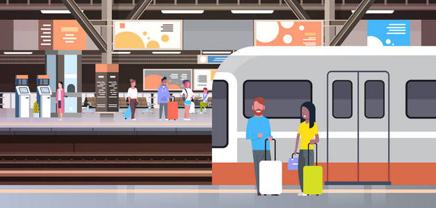 火车站与乘客乘坐火车持袋运输和运输概念