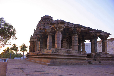 Badami, 卡纳 Yellamma 寺