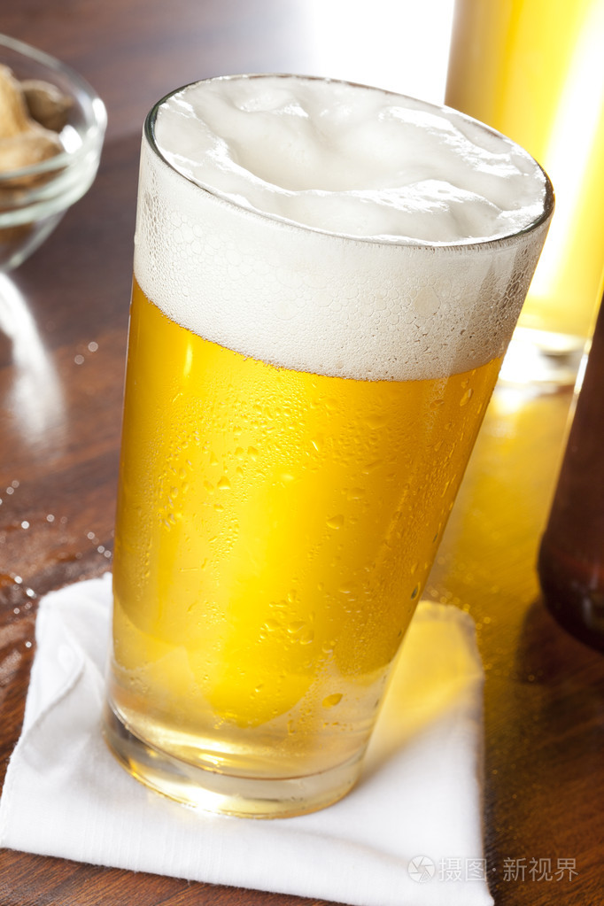 刷新冰啤酒照片-正版商用图片07bseh-摄图新视界