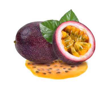 passionfruits 在白色背景下分离的叶子