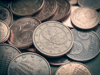 复古外观欧元硬币背景