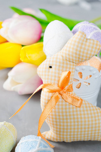 复活节作文与兔子, 蛋和郁金香