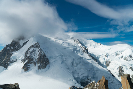 在阿尔卑斯山最高的高山和欧洲最高的萨瓦, 法国
