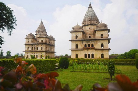 chhatri 在 Orchha 的外部视野。Orchha。中央邦。印度