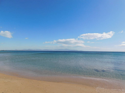 一个美丽的沙滩, 清澈的海水, 在希腊的阿提卡