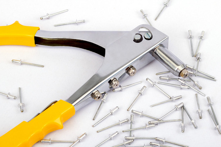 铆钉工具照片