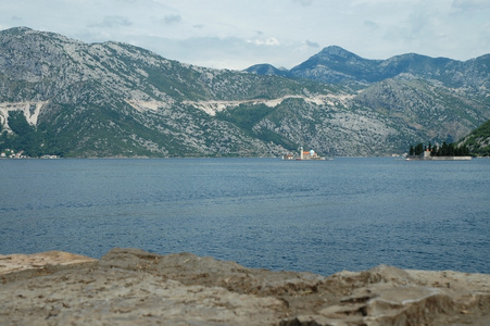 perast 岛和科托尔湾在黑山