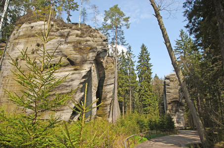 莫纳德诺克岩石在skalne新城ardspach捷克共和国