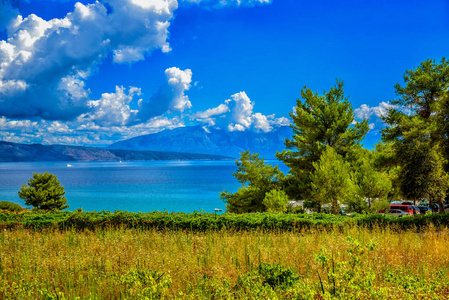 克罗地亚, 克罗地亚海岸, 海和山的美丽的风景。全景