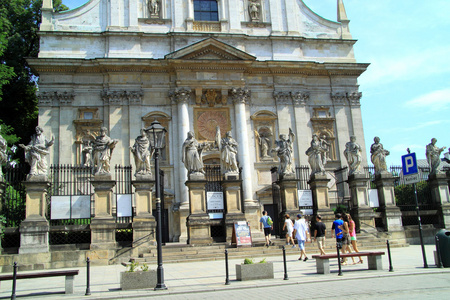 kyrkan av St peter och st paul staden krakow i Polen教会的圣彼得和圣保罗市波