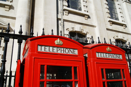 红色电话亭，伦敦，英国。电话亭