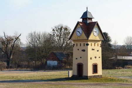 时钟塔在其中一个最旧的村庄在德国Gielsdorf Altlandsberg。1375年的编年史中的第一个提及。勃兰登堡联