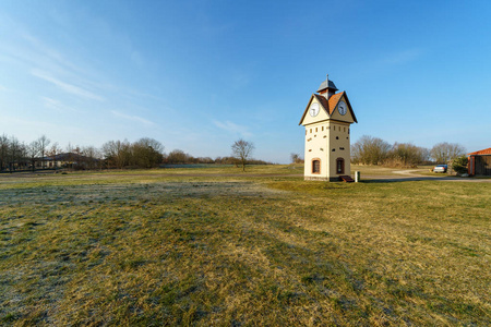 时钟塔在其中一个最旧的村庄在德国Gielsdorf Altlandsberg。1375年的编年史中的第一个提及。联邦政府 