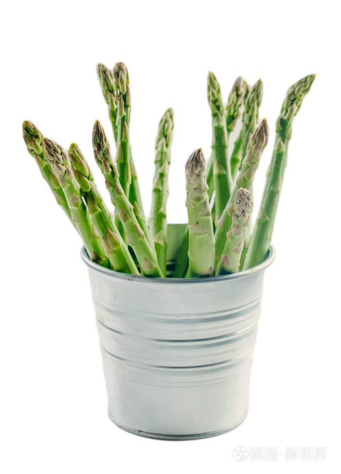 群的孤立白芦笋