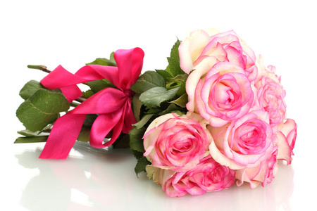 束美丽的孤立白底粉红玫瑰