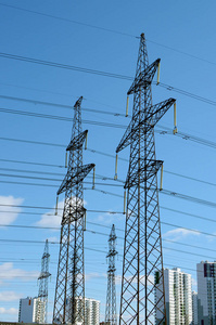 电流传输线照片