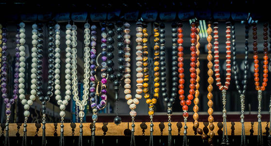 设置的各种颜色的祈祷珠