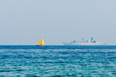 两艘船远入黑海