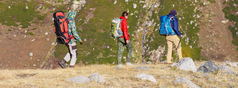 Kackar 山的徒步旅行者在土耳其东部, 秋天季节