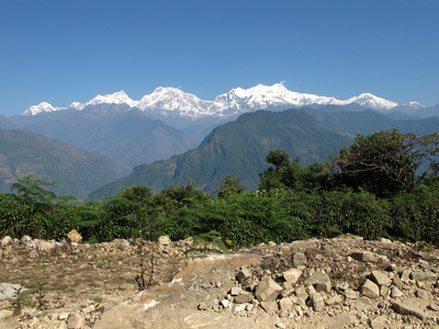 在尼泊尔的雄伟山