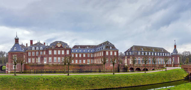 Nordkirchen 宫殿位于德国北莱茵威斯特法伦州的 Nordkirchen 镇