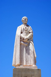 旧金山主教 Avelar 雕像在 Praca 在市中心, 法罗, 阿尔加维, 葡萄牙, 欧洲