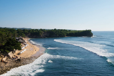 印度尼西亚巴兰甘海滩悬崖