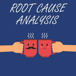 书写显示根本原因分析的便笺。商业照片展示解决问题的方法识别故障或问题