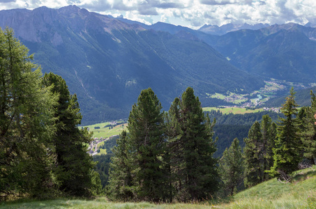 白云岩Vago di Fassa, 意大利, 欧洲, 白云岩山脉鸟瞰图