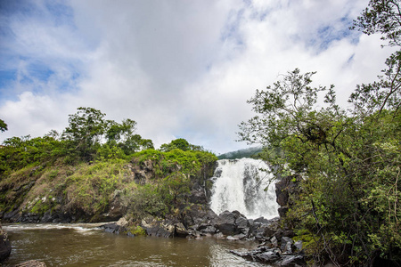 很少有caldas minas geriasbrazil。 瀑布静脉桥