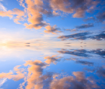 梦幻云层壁纸图片