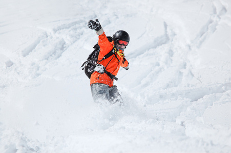 在山的单板滑雪 freerider