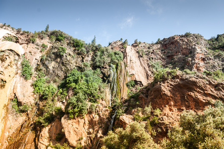 在摩洛哥阿加迪尔附近的 imouzzer 瀑布