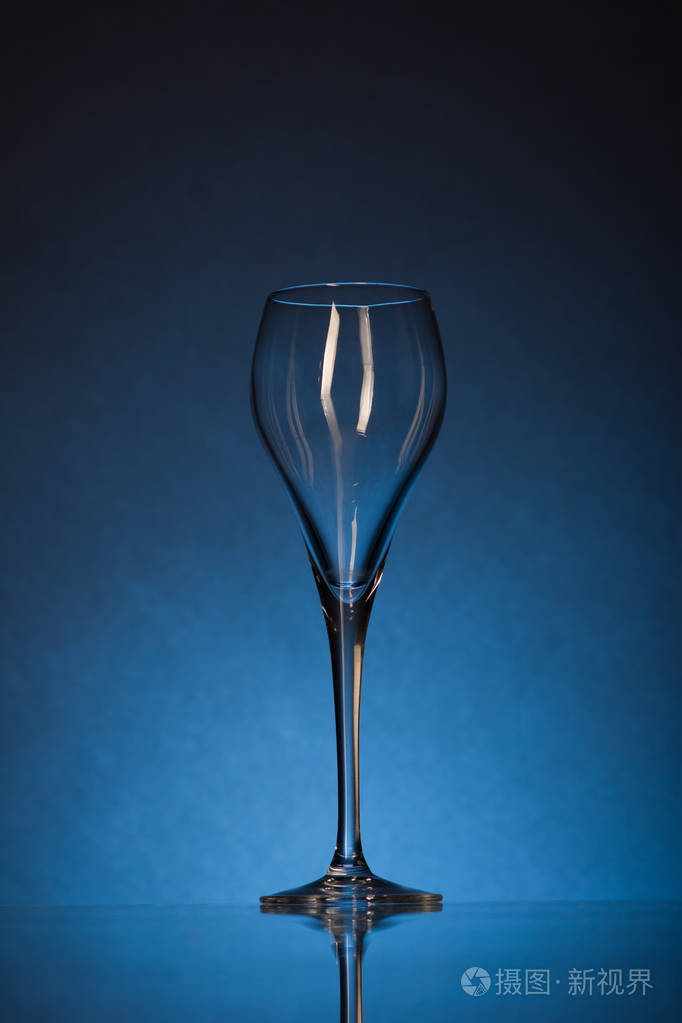 一杯空杯子鸡尾酒