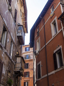 罗马，意大利，在 2012 年 10 月 10 日。建筑上的细节的老房子
