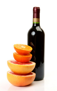 成熟的水果和酒