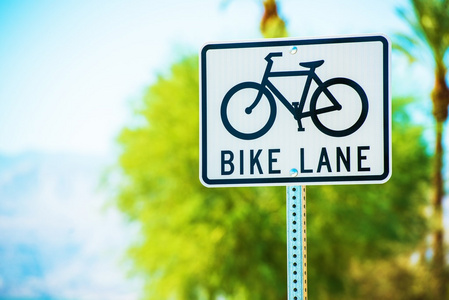 自行车车道路牌图片