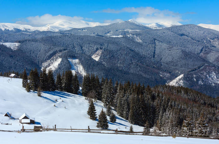 冬雪山, 孤农庄