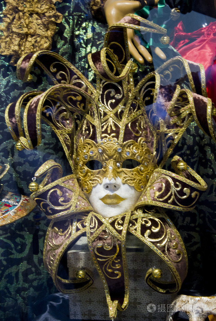典型的威尼斯狂欢节面具
