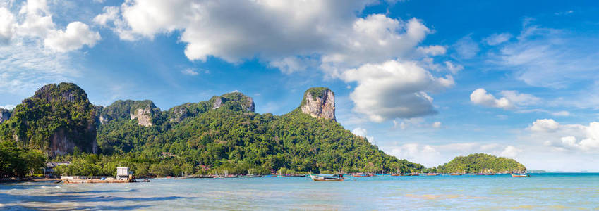 泰国甲米, 夏日的奥南海滩全景