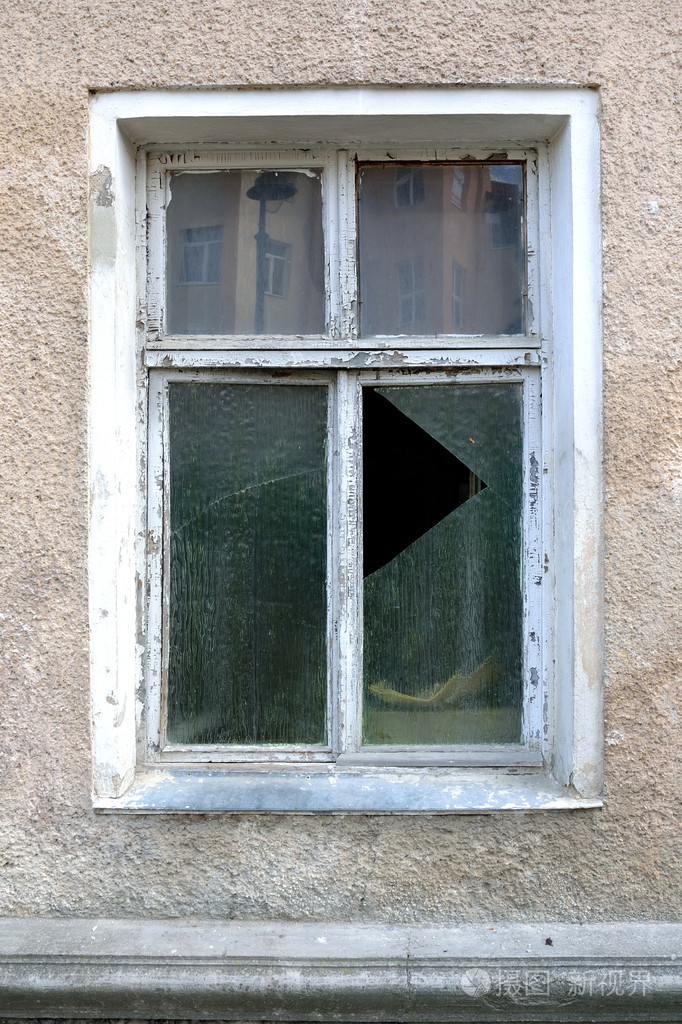 老破的窗户