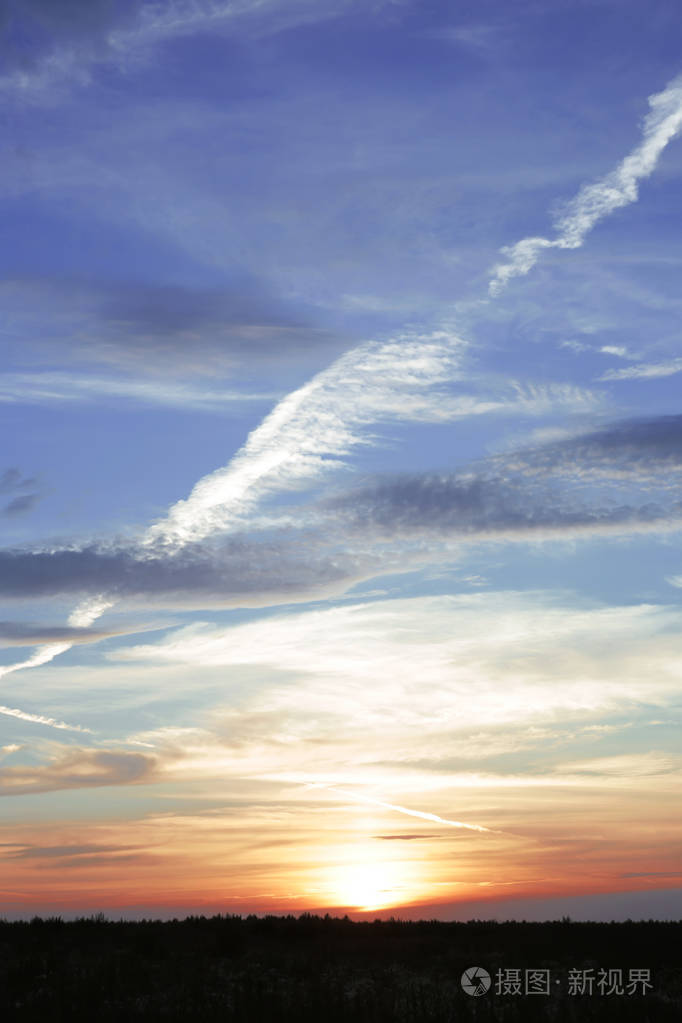 太阳的光清晨炎炎夏日