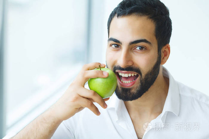 美丽的男性与白色的微笑, 健康的牙齿照片-正版商用图片083dwg-摄图新