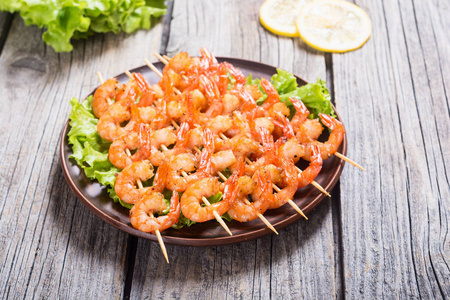 烧烤烤串烤虾图片